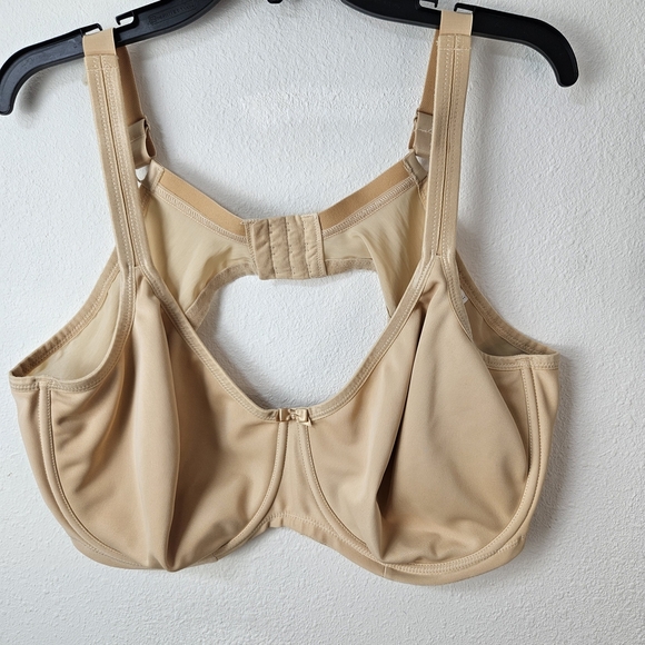 Elomi Smoothing Underwired Seam Free Bra Size 48D Nude - Picture 2 of 6